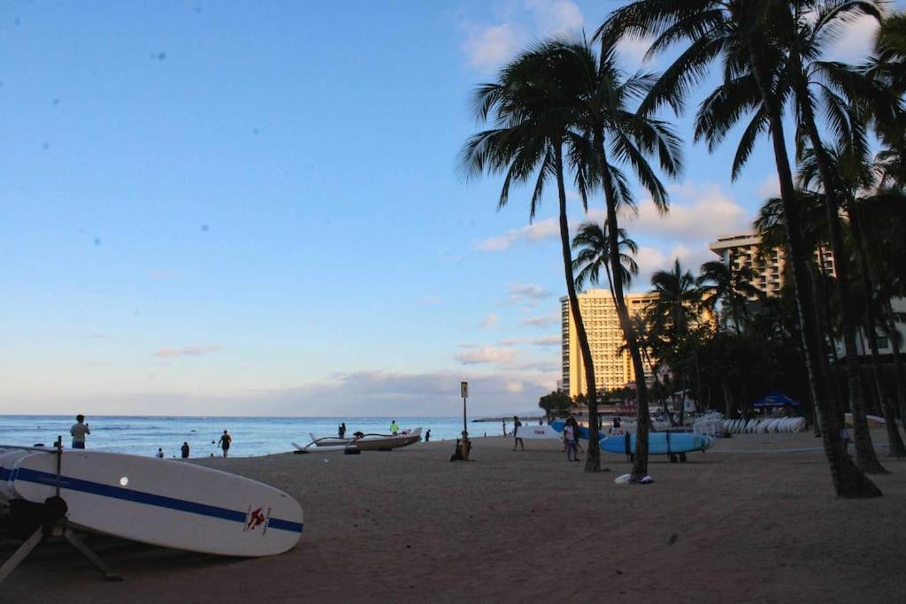 Seashore Waikiki Studio 1 Block From A Beach No Resort Fees Honolulu Exterior foto